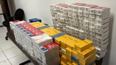 Homem é preso com mais de 300 celulares contrabandeados na Grande Curitiba