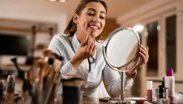 6 dicas para aplicar o lápis labial perfeitamente