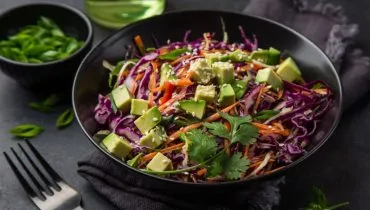 5 saladas refrescantes para o almoço de domingo