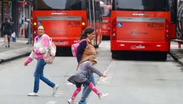 Previsão do tempo para Curitiba hoje e começo de semana. Tem chuva?