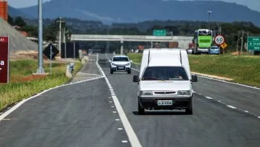 BR-277 vai ganhar 24 novos radares, inclusive entre Curitiba e região