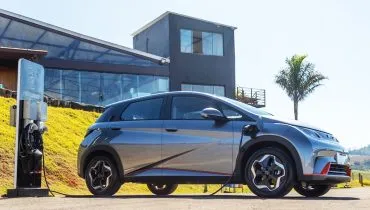 Rally de Carros Elétricos na Estrada da Graciosa