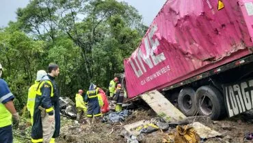 BR-376 terá bloqueio total para retirada de contêiner envolvido em trágico acidente