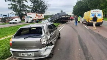 BR-376 tem grave acidente envolvendo sete veículos e feridos