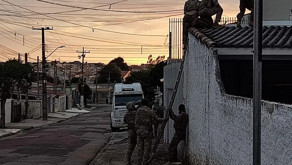 Operação da Polícia Militar em Curitiba