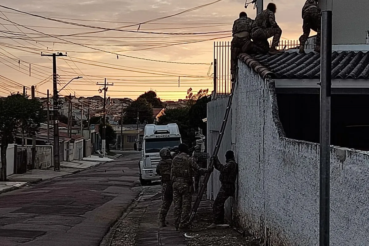 Operação da Polícia Militar em Curitiba