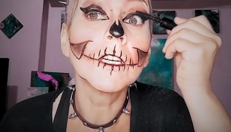 Pra assustar no Halloween! Veja nosso tutorial de maquiagem aterrorizante