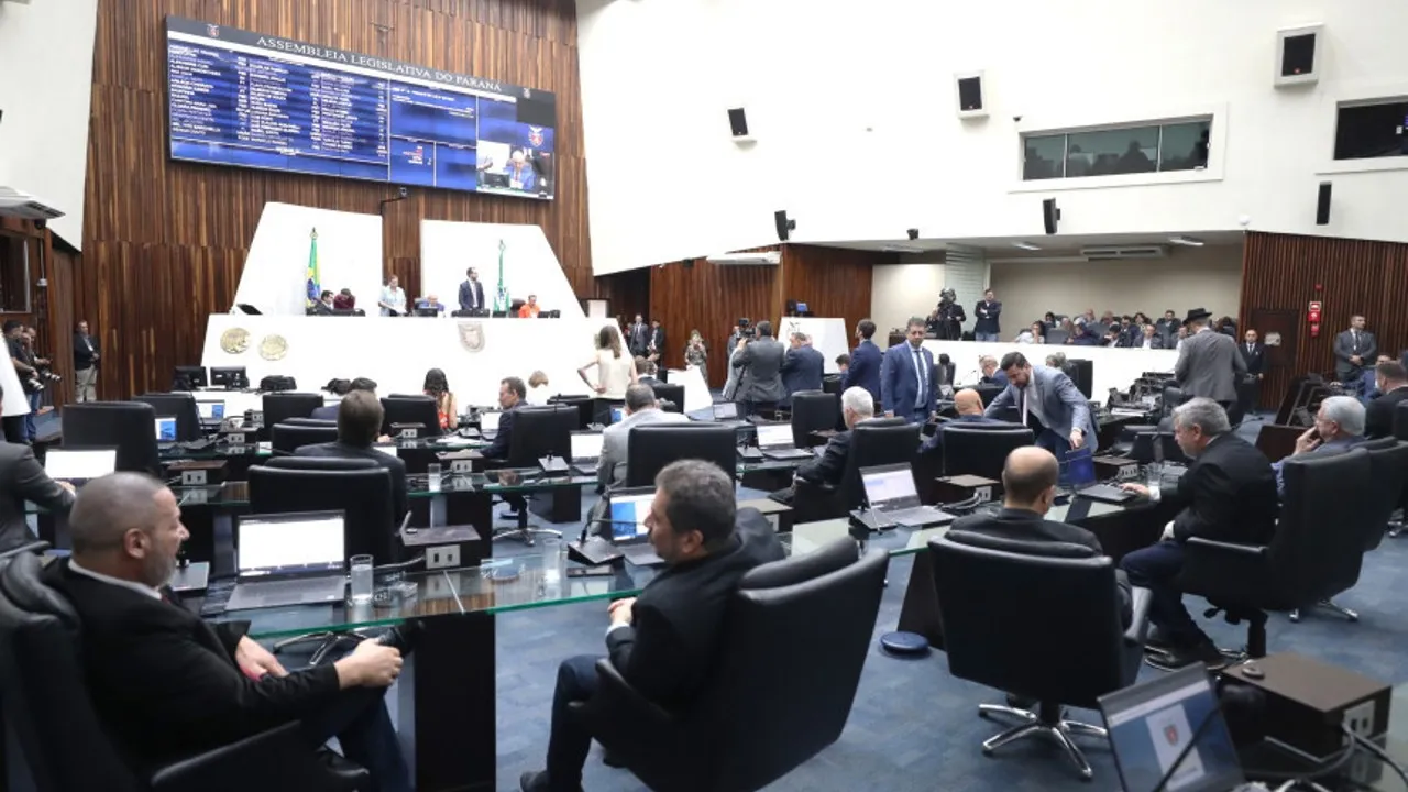 Assembleia Legislativa do Paraná.