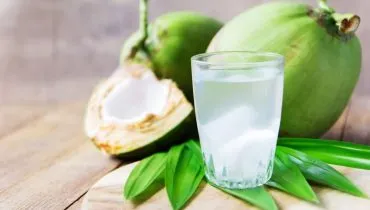 Conheça os benefícios da água de coco para a saúde