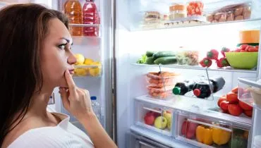 10 alimentos que você nunca deve guardar na geladeira - Evite erros!