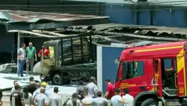 Descarregamento de carga perigosa causa explosão e destruição em fábrica na RMC