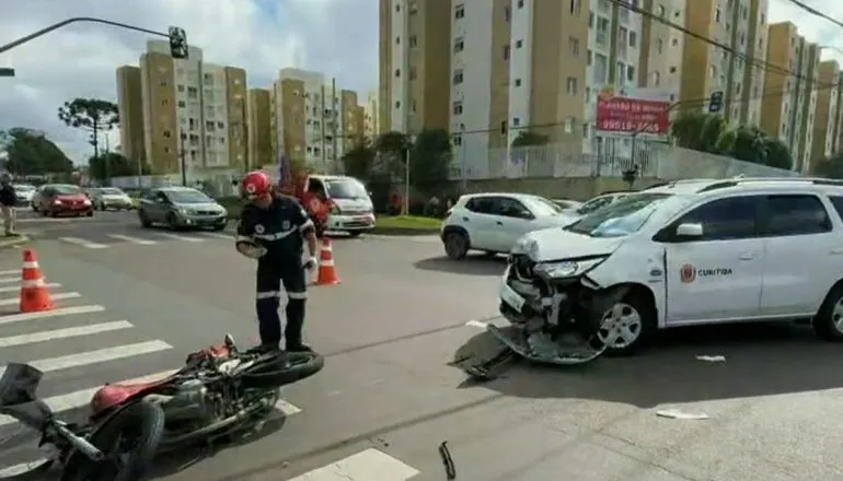 Homem morre após grave acidente em esquina caótica de bairro de Curitiba