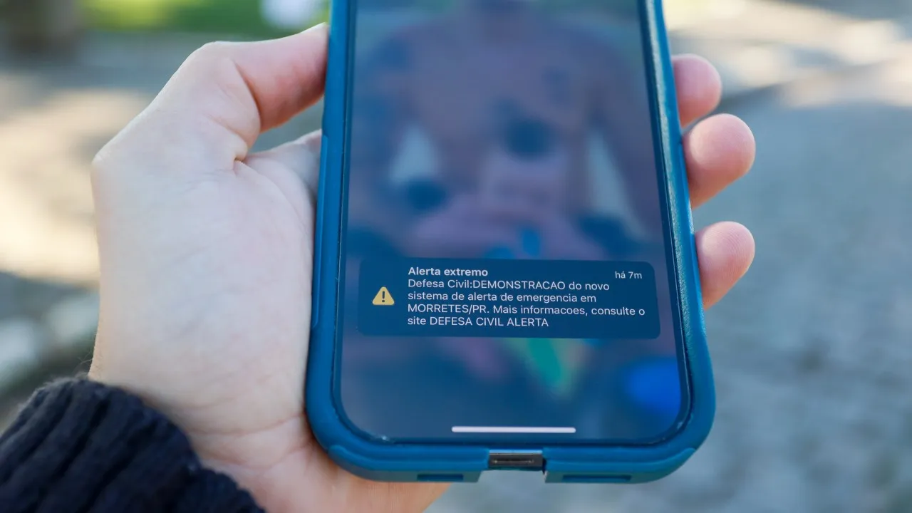 Novo sistema de alerta da Defesa Civil passa a funcionar no Paraná.