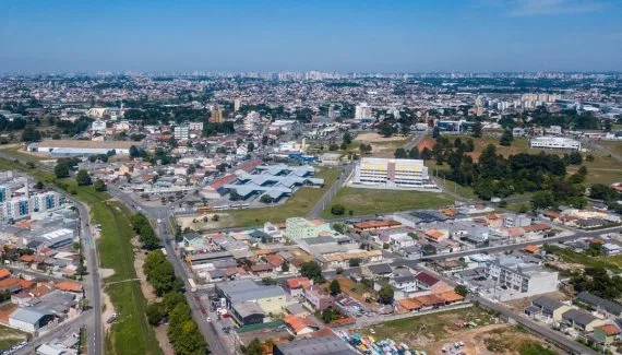 Concurso público na Grande Curitiba tem salários de R$ 9 mil e 48 vagas