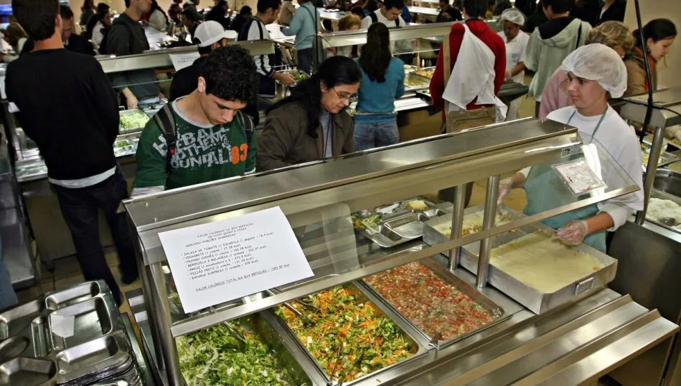 Restaurante Universitário da UFPR, localizado na Rua Amintas de Barros, no Centro.