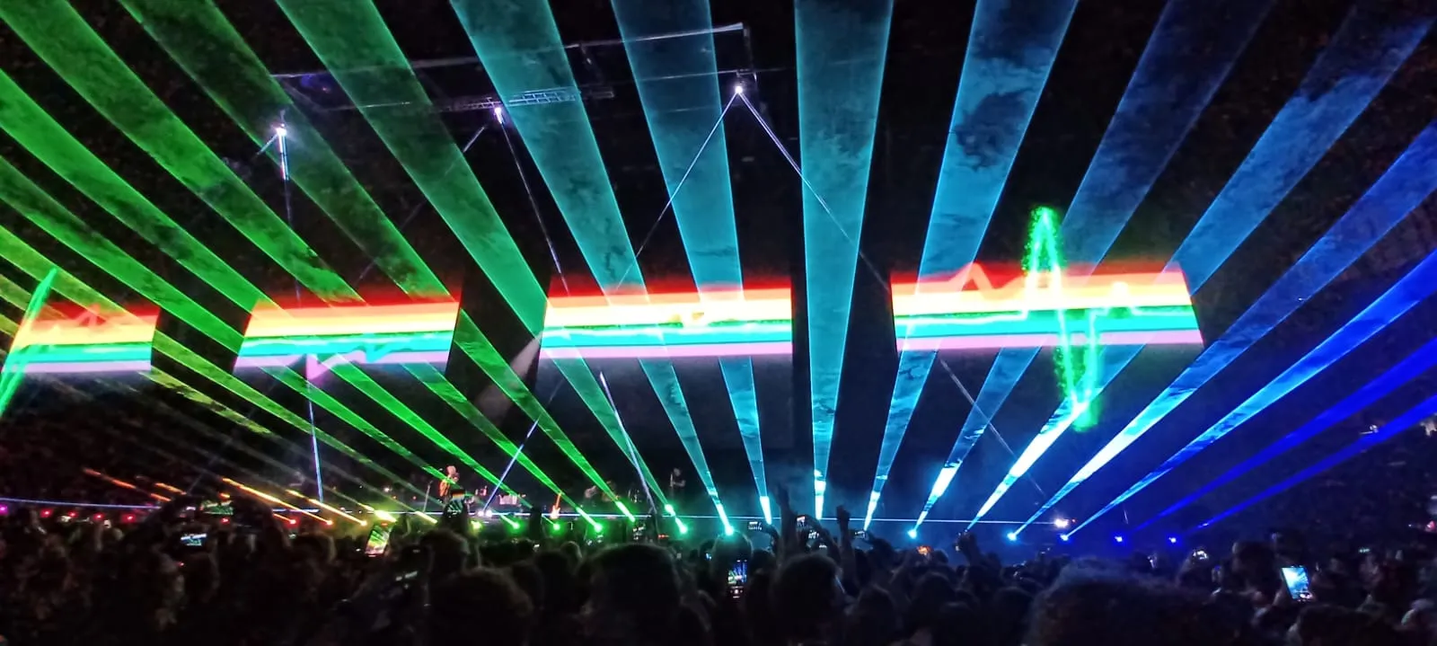 Show do Roger Waters no estádio Ligga Arena, em Curitiba, em 2024.