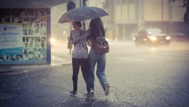 Alerta vermelho para grande volume de chuva em Curitiba