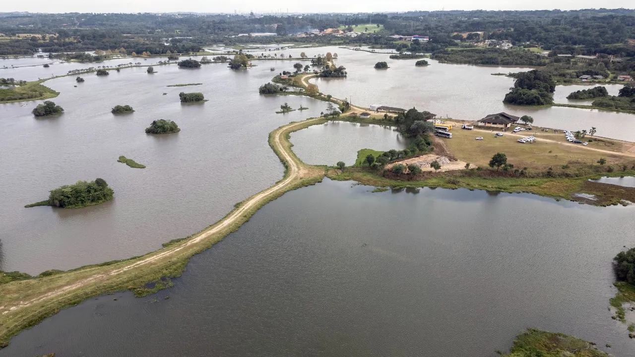 Novo parque no Umbará, em Curitiba.