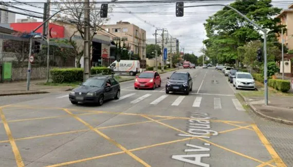 Avenida importante de Curitiba é endereço de novo polo gastronômico