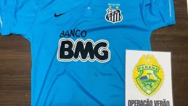 Mulher é presa após furtar camisa de time de futebol no litoral do Paraná