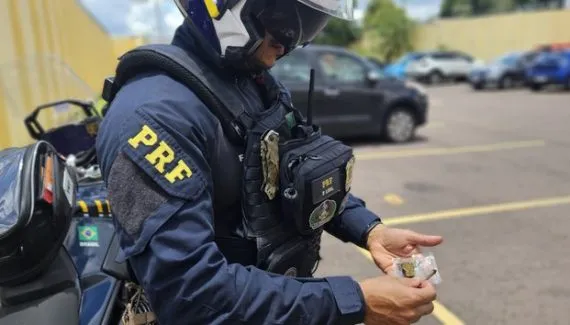 Motorista faz manobra perigosa na BR-376 e é flagrado sob efeito de maconha