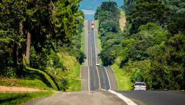 Paraná investe em infraestrutura rodoviária e planeja 2025