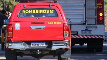 Homem cai de telhado de shopping de Curitiba e fica em estado grave