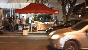 Projeto quer aumentar opções de comida de rua em Curitiba