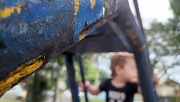 CUIDADO! Seu filho estará em perigo nesta praça de Curitiba!