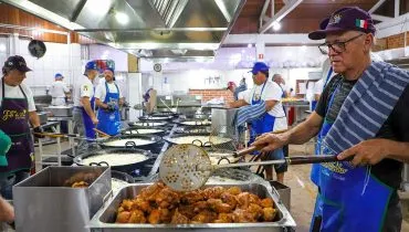 Festa da Uva de Santa Felicidade tem música, gastronomia e tradição