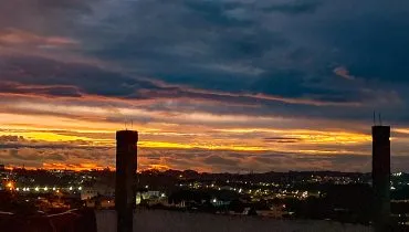 Semana começa com clima típico de verão e alerta de temporal