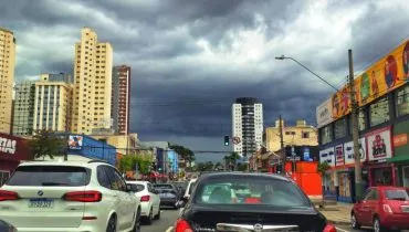 Curitiba em sobreaviso! Previsão do tempo tem alerta de chuva intensa