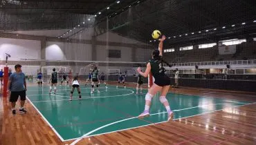 Tradicional clube de Curitiba seletiva de voleibol feminino; veja como fazer inscrição