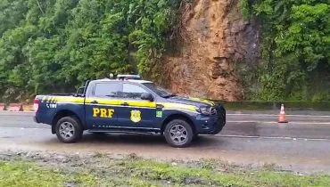 Após interdição, BR-277 tem pista liberada parcialmente