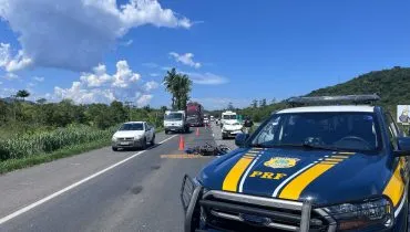 Garupa de moto morre em grave acidente na BR-277, no Litoral