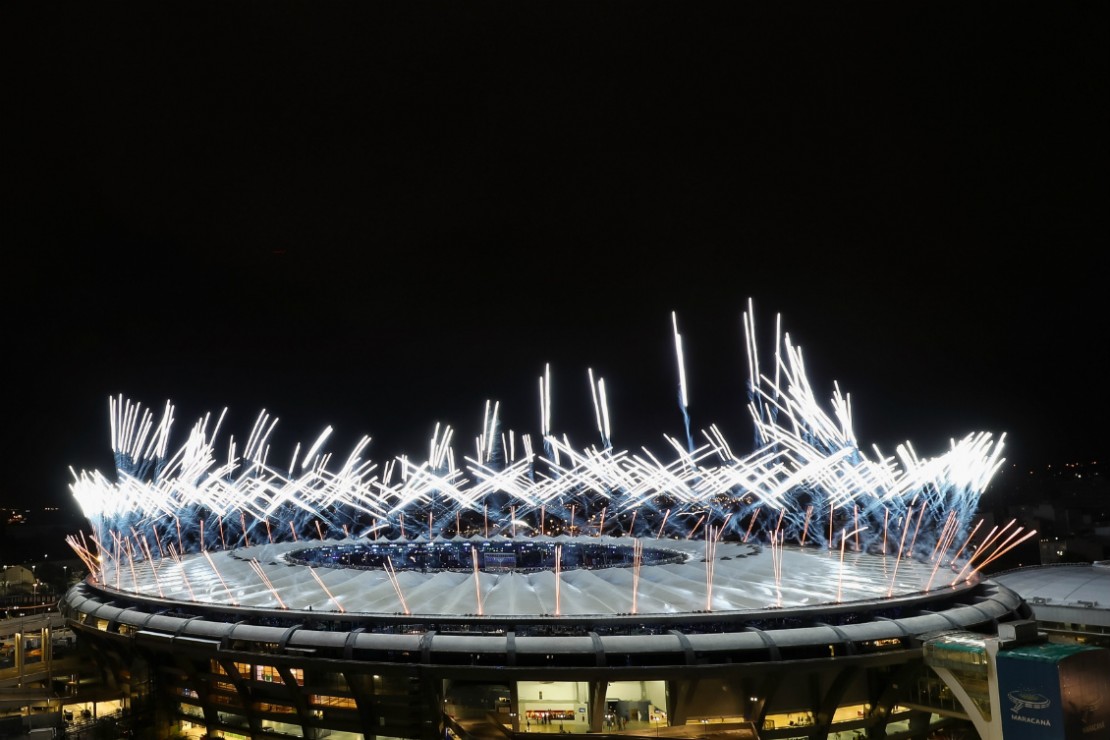 Festa dos fogos no Maracanã. Era o adeus à Olimpíada. Foto: Brasil2016.gov