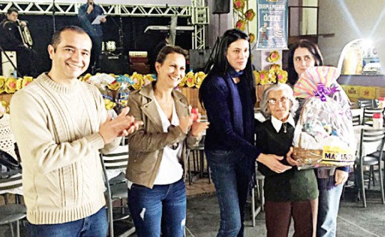 A cada edição, os melhores dançarinos ganham presentes. Foto: Colaboração.