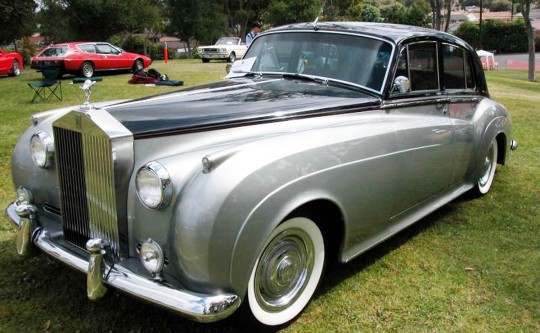 Rolls-Royce-Silver-Cloud-1956