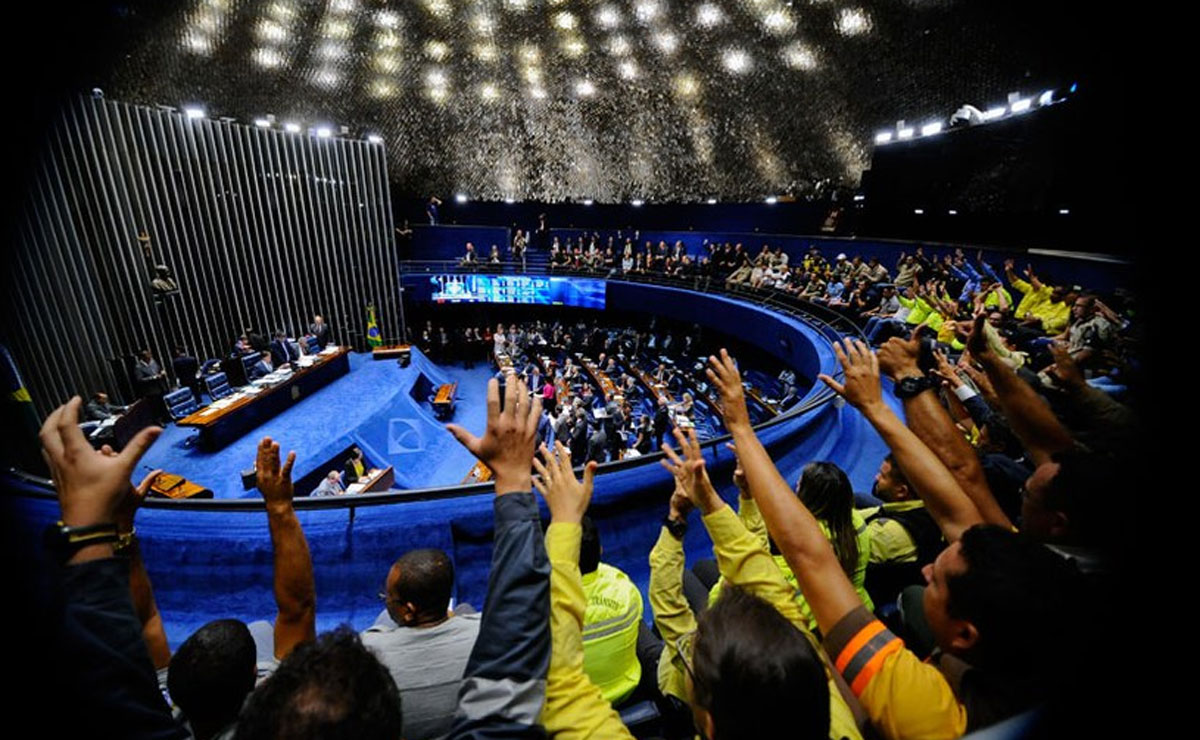 Agentes de trânsito podem trabalhar armados, decide Senado. Foto: Marcos Oliveira/Agência Senado.