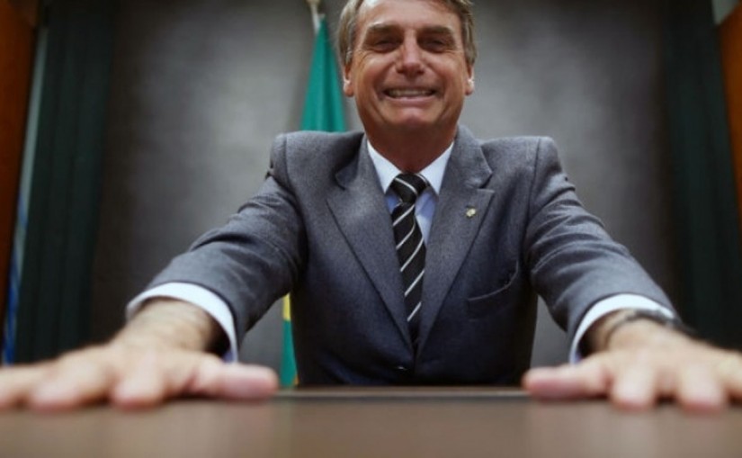 Bolsonaro dispara em primeira pesquisa Ibope do 2º turno