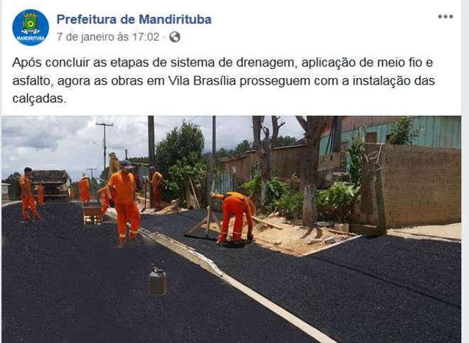 Imagem em post da prefeitura de Mandirituba, em que o asfalto foi posto manualmente. Foto: Reprodução/Facebook