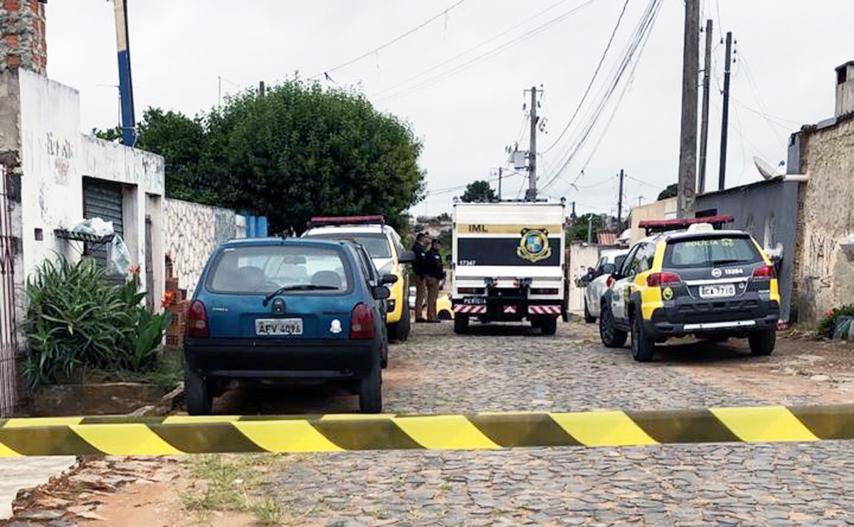 Juliandro Guimarães teria atirado contra a equipe que entrou na casa, mas a família nega e diz que o rapaz sequer reagiu. Foto: Colaboração.