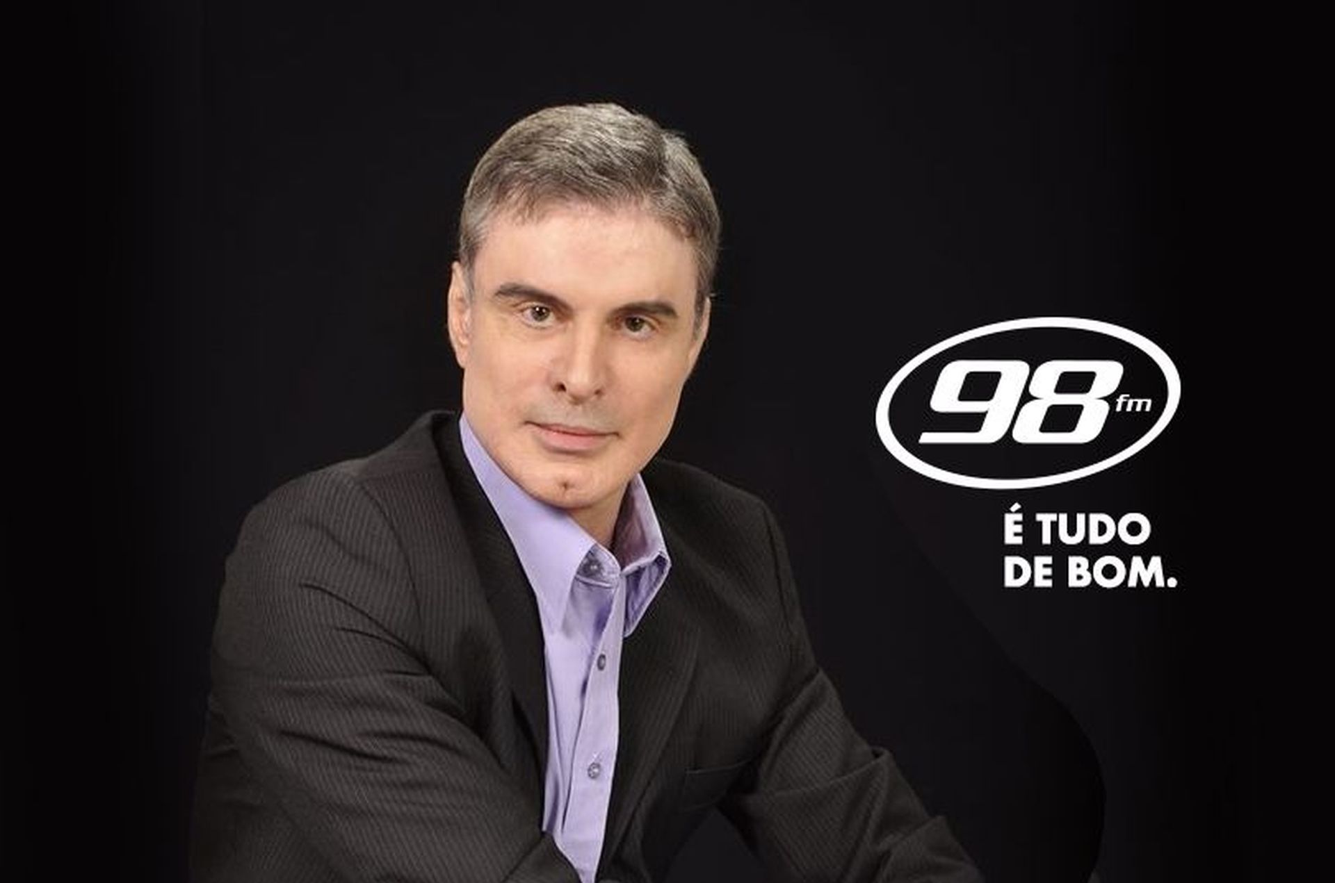 Renato Gaúcho é contratado pela Rádio 98 FM, líder do Ibope em