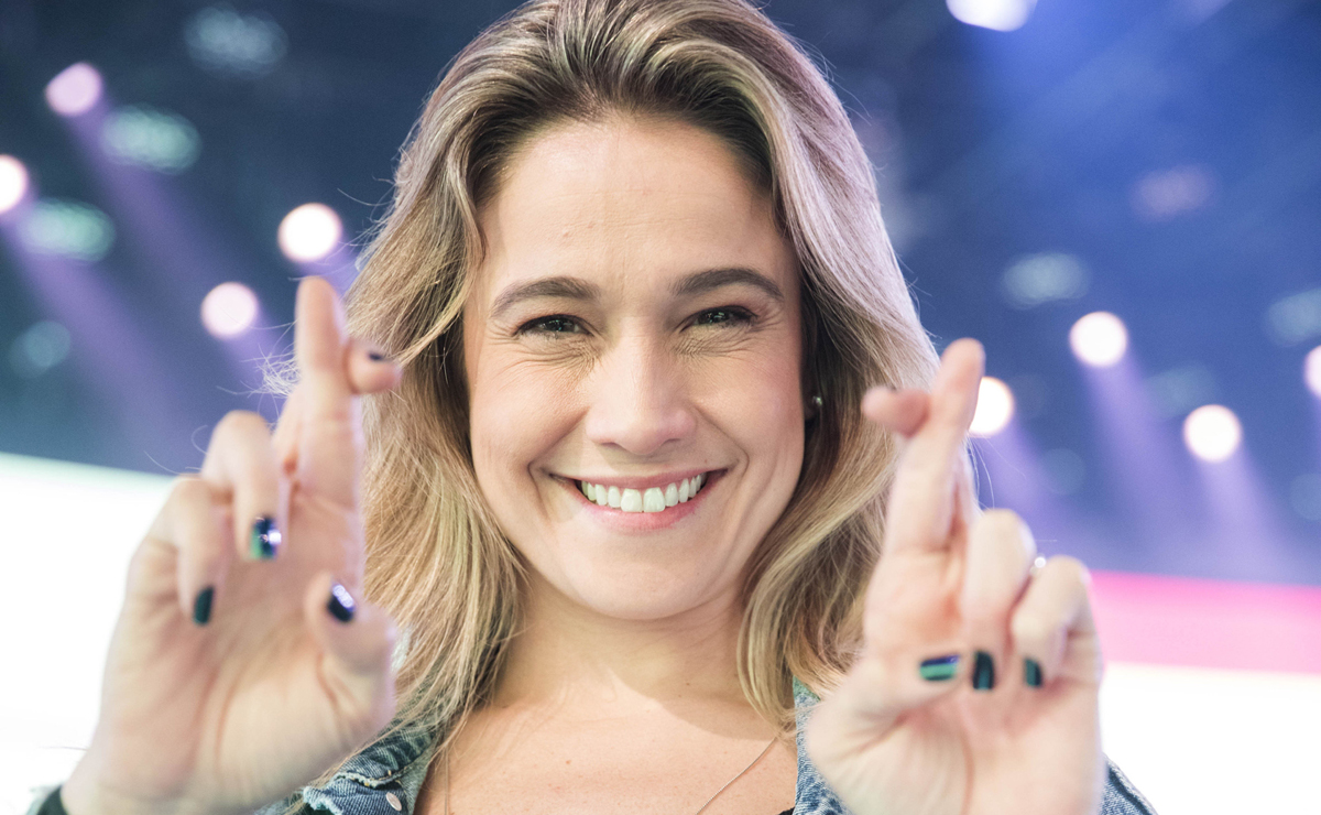 Fernanda Gentil Vai Apresentar Novo V Deo Show A Partir De Setembro