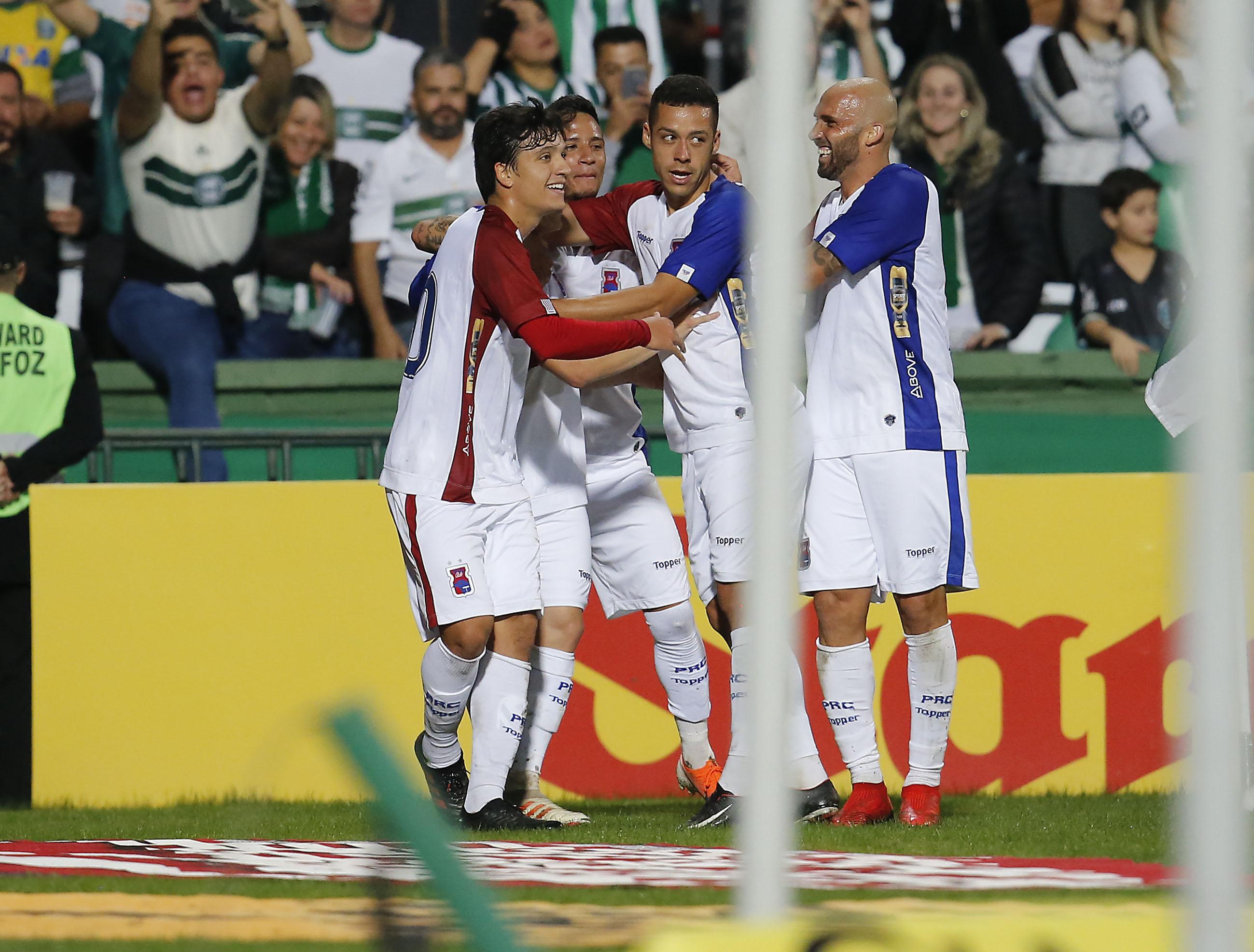 Paraná Clube Se Sente Em Casa Quando Joga Como Visitante Na Série B