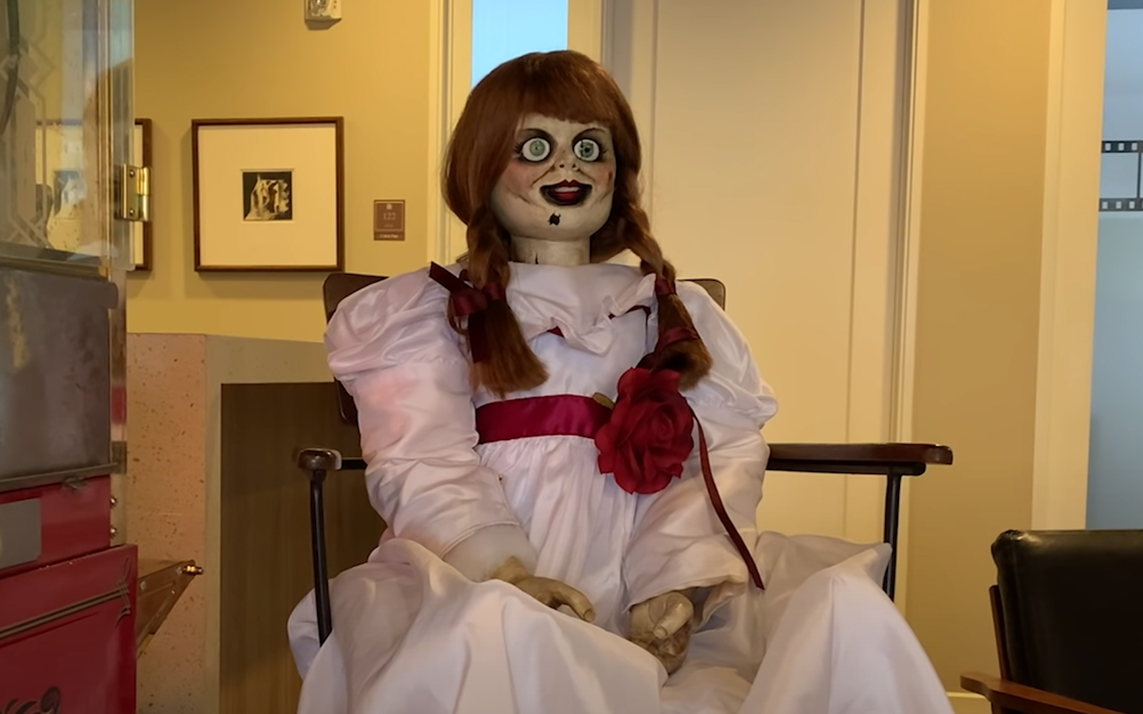 Ainda não viu #ANNABELLE no - Warner Bros. Pictures