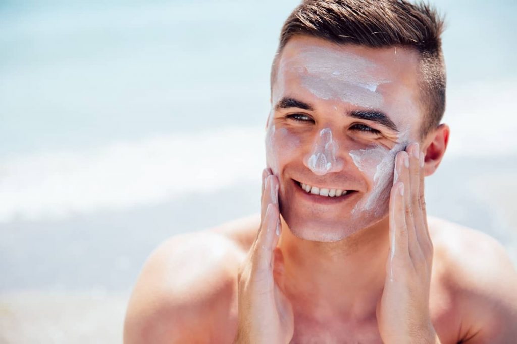 Saiba qual é o melhor tipo de protetor solar para a sua pele